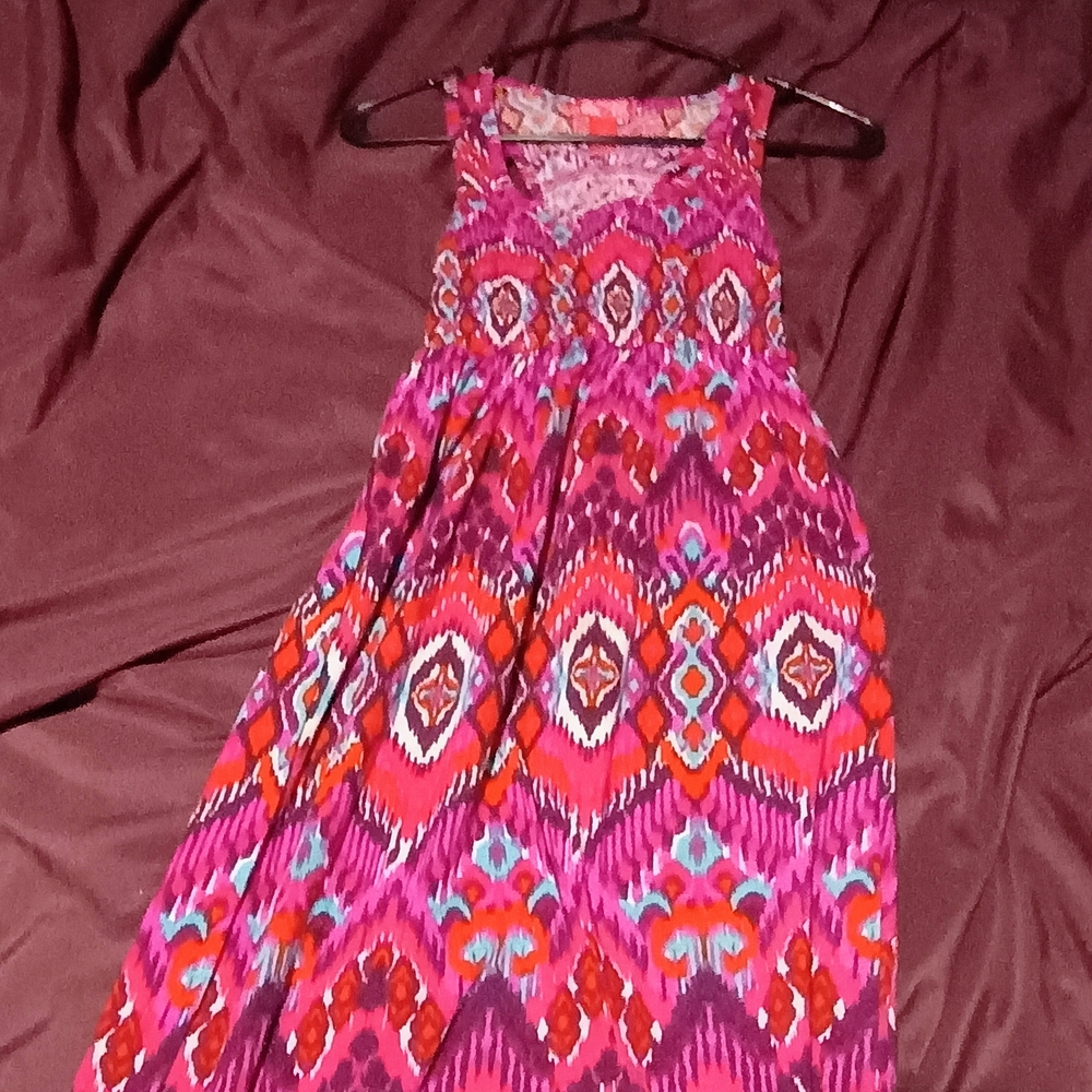 Vibrant Sleeveless Maxi Dress